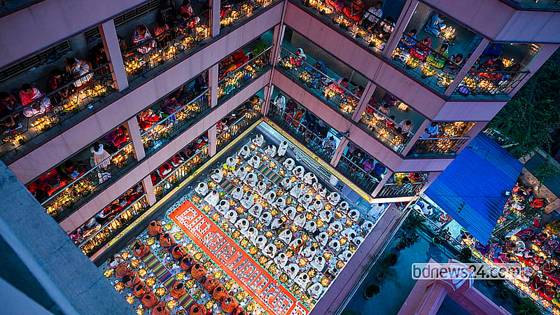 On the occasion of Rakher Upobash, the largest gathering of Loknath devotees in Dhaka takes place at the Swamibagh Loknath Ashram. Photo: Muhammad Mostafigur Rahman