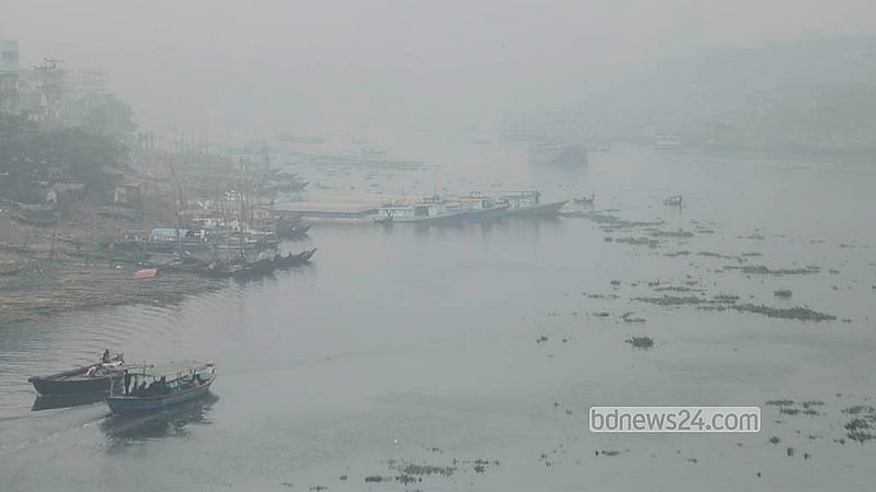On winter mornings, the Buriganga River is often shrouded in dense fog. Poor visibility makes it nearly impossible to see from one bank to the other, increasing risks for ferries and small boats. Photo: Abdullah al Momin