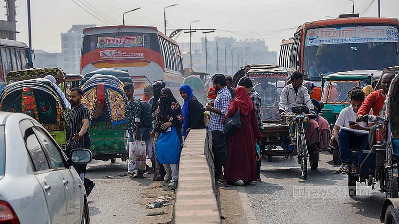 Although stairs exist on both sides of the Babu Bazar Bridge, they are not used properly. Most people use the stairs on one side to access the bridge and then cross the roadway to the other side, risking accidents, while no one is monitoring the situation. Photo: Mahmud Zaman Ovi