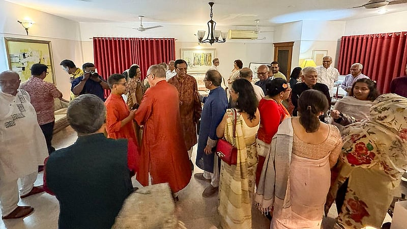 Guests enjoy the festive atmosphere at bdnews24.com’s Bengali New Year event.
