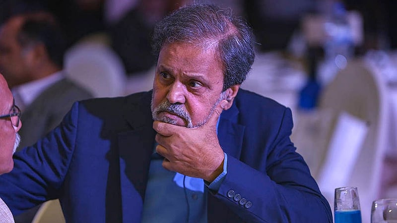 Famed actor Tarik Anam Khan attends the 18th-anniversary celebrations of bdnews24.com.
