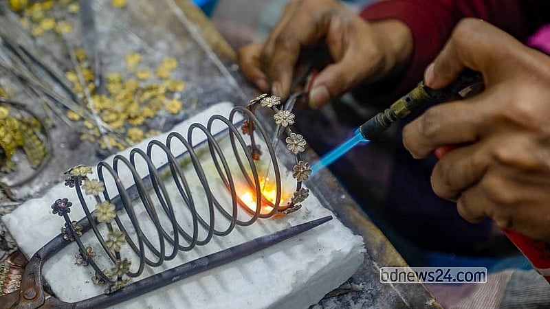 Jewelleries are being made for welding. Jewellery made in Bhakurta is exported abroad to meet the country’s demand. Photo: Abdullah Al Momin