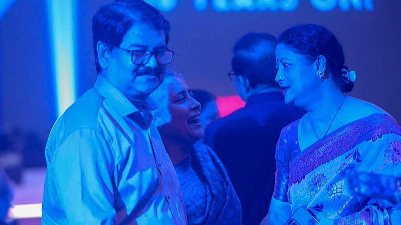 Singer Sujit Mustafa and dancer Munmun Ahmed attend the 18th anniversary celebrations of bdnews24.com.