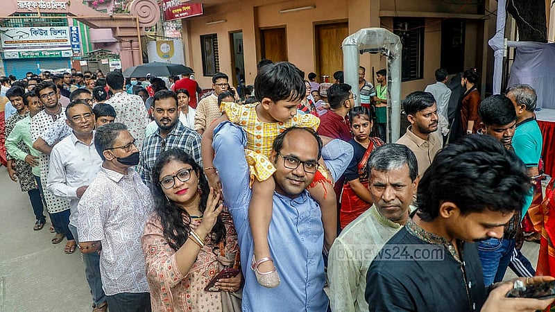 Hindus gather at the Kumari Puja organised at the Ramakrishna Mission in Dhaka on the eighth day of the Durga Puja festival. Photo: Abdullah Al Momin.