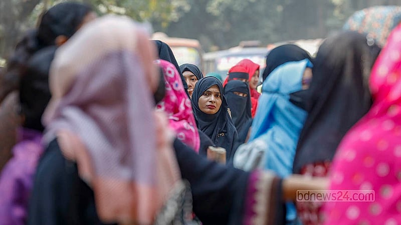 Young voters line up with seniors at the Banani Model High School on Thursday, Feb 12, 2026, for the national election and referendum. Photo: Mahmud Zaman Ovi