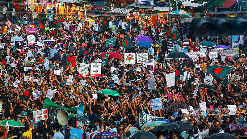 Hindu devotees block Dhaka's Shahbagh on Saturday, Aug 10, 2024, raising four demands while chanting slogans against attacks on minorities . Photo:Mahmud Zaman Ovi