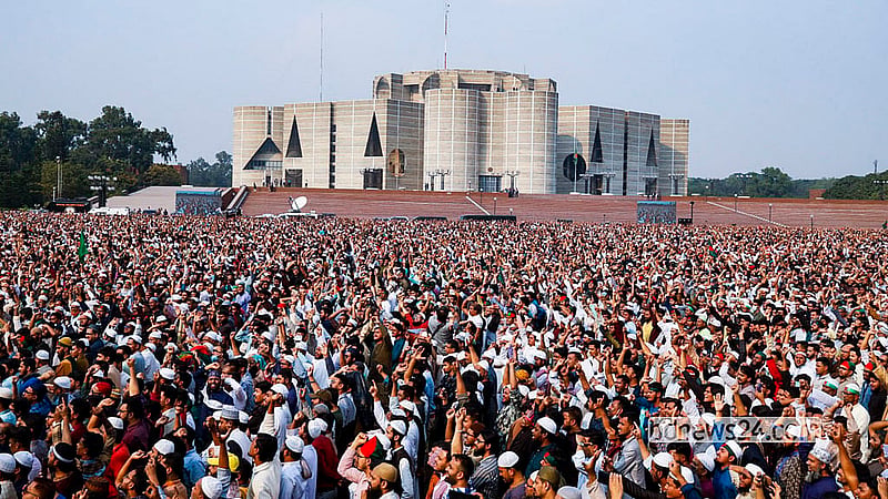 The funeral prayer of Sharif Osman bin Hadi, convenor of the Inqilab Moncho, was held on Saturday, Dec 20, 2025, within the premises of the Parliament building. Photo: Mahmud Zaman Ovi