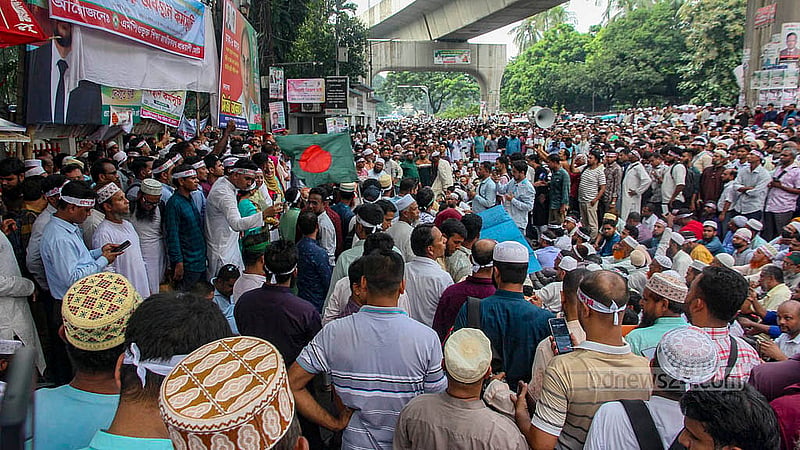 MPO-listed teachers and employees began a continuous sit-in in front of the National Press Club on Sunday, Oct 12, 2025, pressing for their house rent allowance to be raised to 20 percent of the basic salary, medical allowance to Tk 1,500, and festival bonus for staff to 75 percent.
