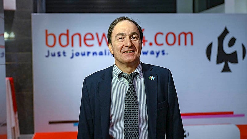 Argentine Ambassador Marcelo Carlos Cesa joins the event marking the 19th anniversary of bdnews24.com at the Radisson Blu Water Garden Hotel in Dhaka on Thursday, Oct 23, 2025.