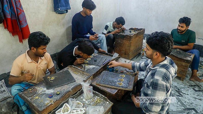 Residents of Savar’s Bhakurta say their jewellery-making tradition is 150 to 200 years old, with most families involved in the craft. Photo: Abdullah Al Momin.