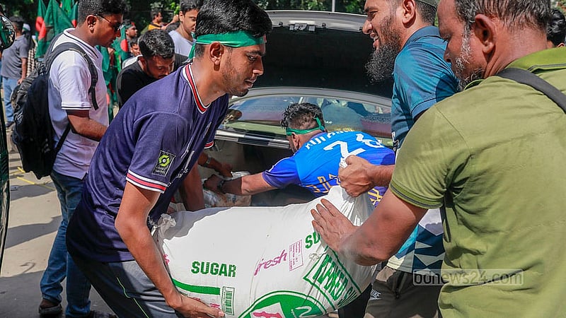 Others transported their aid donations using their personal vehicles.