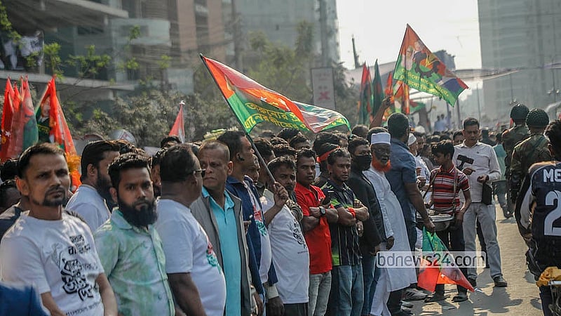 People throng the ECB Chattar in Dhaka to catch a glimpse of BNP Chairman Tarique Rahman. Photo: Abdullah Al Momin