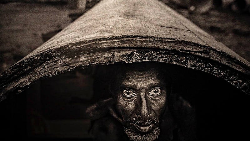 Renowned Indian photojournalist Raghu Rai's solo exhibition titled 'Rise of a Nation' is under way at the Zainul Gallery in Dhaka University's Faculty of Fine Arts. Photo: Mahmud Zaman Ovi