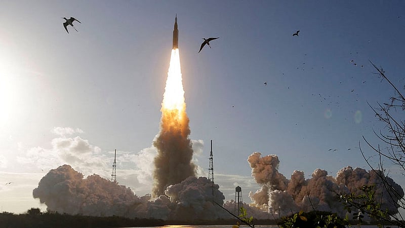 NASA's Artemis II mission to fly by the moon, comprising of the Space Launch System (SLS) rocket with the Orion crew capsule, lifts off from the Kennedy Space Center in Cape Canaveral, Florida, U.S., April 1, 2026. Photo: Reuters