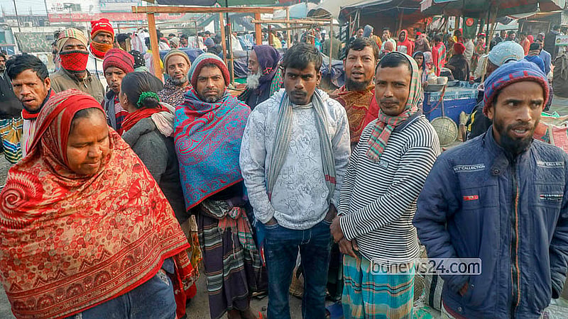 Labourers who dig earth and do agricultural work are those most commonly seen at the Hemayetpur bus terminal area in Savar. They gather there every morning. Photo: Abdullah Al Momin