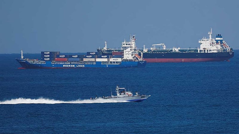 An Israeli Navy vessel approaches Ashdod Port, after Israel intercepted some of the vessels of the Global Sumud Flotilla aiming to reach Gaza and break Israel's naval blockade, in southern Israel, Oct 2, 2025. REUTERS/Ammar Awad