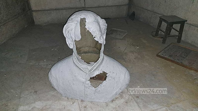A damaged sculpture of Bangabandhu Sheikh Mujibur Rahman at the Independence Museum