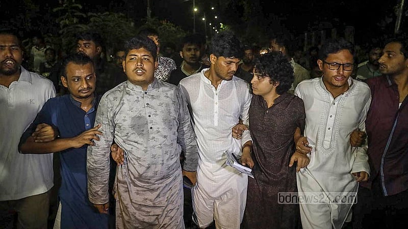 Jatiyatabadi Chhatra Dal activists stage a protest march inside the University Laboratory School and College after being denied entry. Photo: Mahmud Zaman Ovi