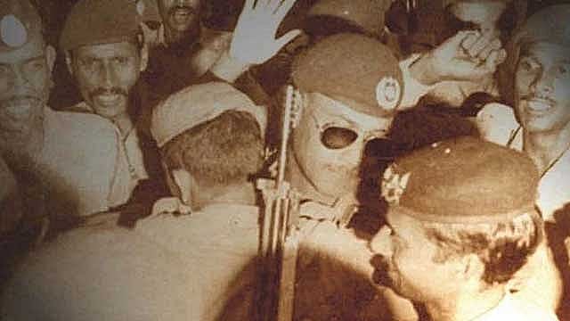 After Nov 7, Ziaur Rahman rose to the centre of power.
