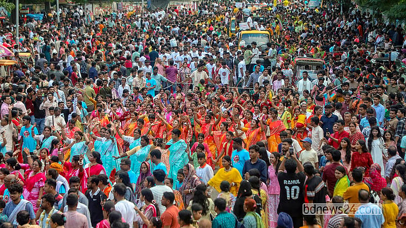 Thousands of Hindu devotees join the return chariot procession from Dhakeshwari National Temple on Friday, Jul 24, 2026. Photo: Abdullah Al Momin