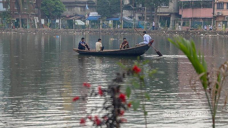 A boat on the DIT pond in Old Dhaka’s Gendaria. Photo: Abdullah Al Momin