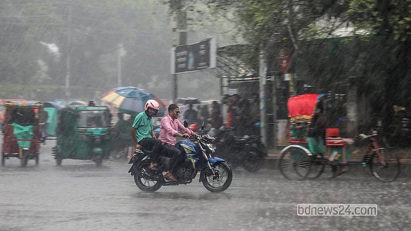 The rain on Wednesday, Jun 10, 2026, causes difficulties for people outdoors, with many seen getting drenched on their way to their destinations. Photo taken in Dhaka University.  Photo: Abdullah Al Momin