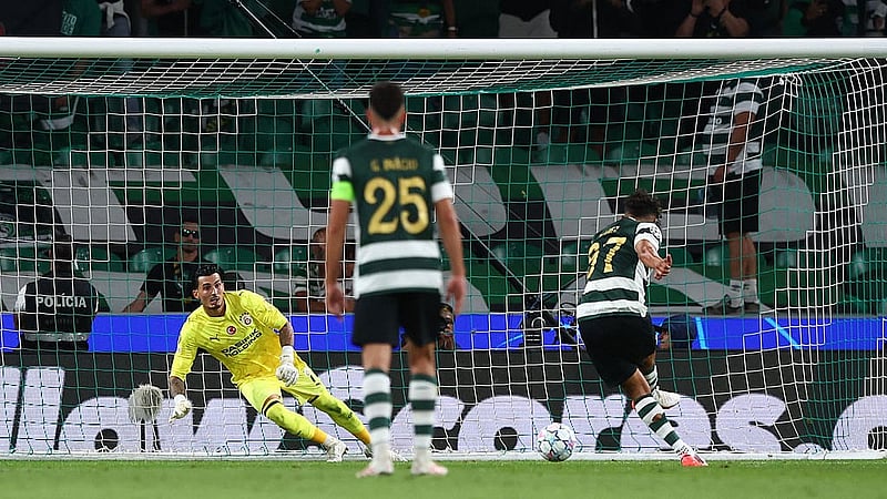 Football - UEFA Champions League - Sporting CP v Galatasaray - Estadio Jose Alvalade, Lisbon, Portugal – Sept 9, 2026 Sporting CP's Luis Suarez scores their second goal from the penalty spot against Galatasaray's Ugurcan Cakir REUTERS