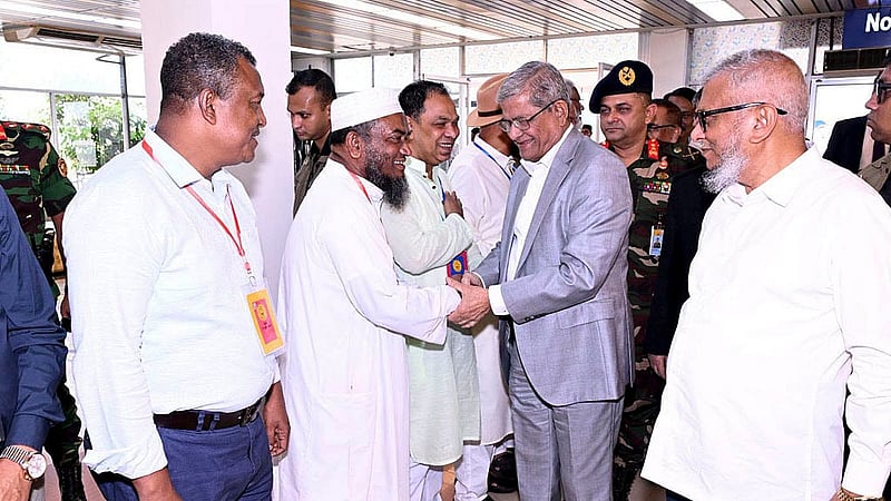 Cabinet members, local MPs and politicians welcome President Mirza Fakhrul Islam Alamgir at Sylhet Osmani International Airport on Tuesday, Sept 15, 2026. Photo: PID