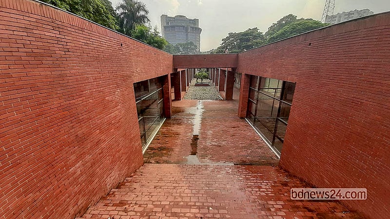 A memorial complex building has been built in Dhaka's Osmani Udyan as part of renovation work. Photo: Abdullah Al Momin