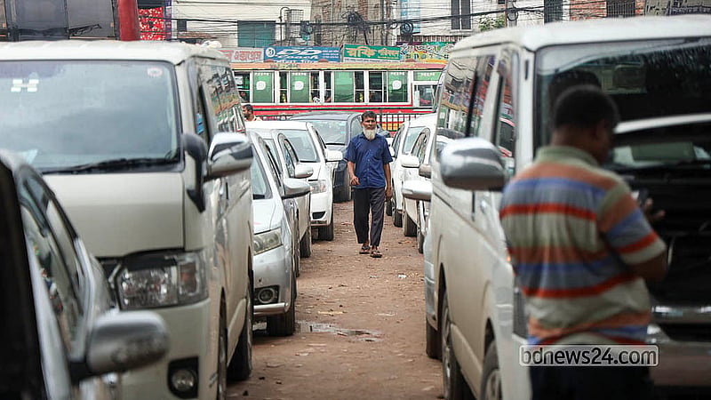 Drivers wait to refuel at a filling station in Dhaka’s Gabtoli area on Wednesday, Sept 2, 2026. Photo: Shamsul Haque Ripon