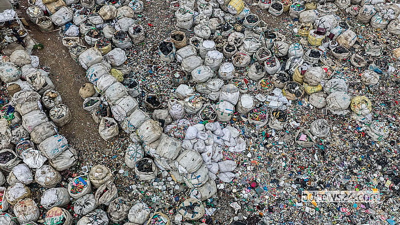 Piles of plastic waste along the Buriganga in Islampur have accumulated over the years, with microplastics and harmful chemicals continuously leaching into the river and polluting its water. Photo: Mostafigur Rahman