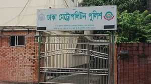 Gulshan DC transferred after AL flash march