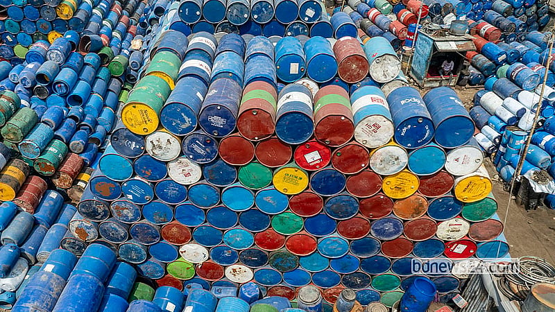 A stack of old drums fills a shop in Old Dhaka’s Islambagh. Traders from parts of the country buy the drums, refurbish them for reuse and sell them on. Photo: Mostafigur Rahman