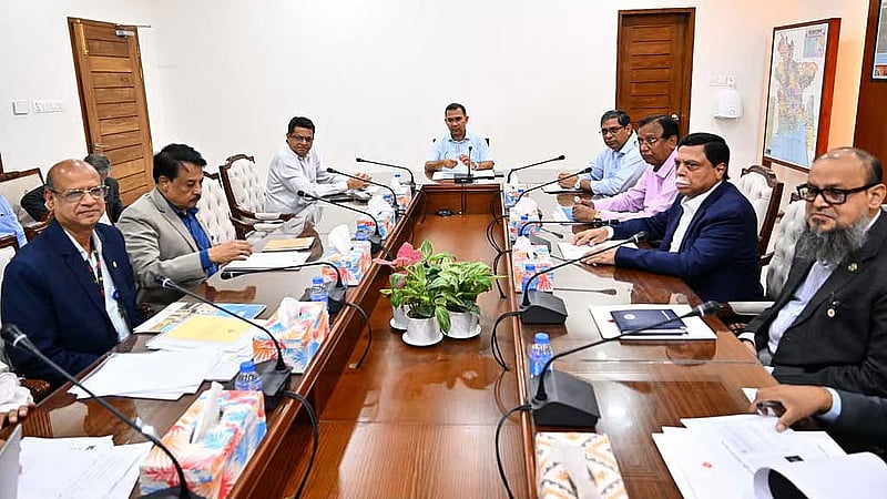 PM orders integrated initiative to prevent pollution in 5 Dhaka lakes