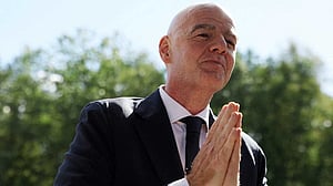 Hewitt presses Infantino for FIFA records on World Cup plan
