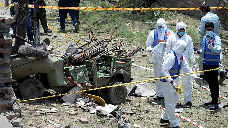 At least 16 killed in suicide attack in northwest Pakistan