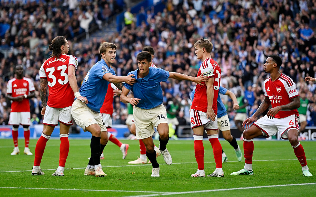 SOCCER-ENGLAND-BHA-ARS/