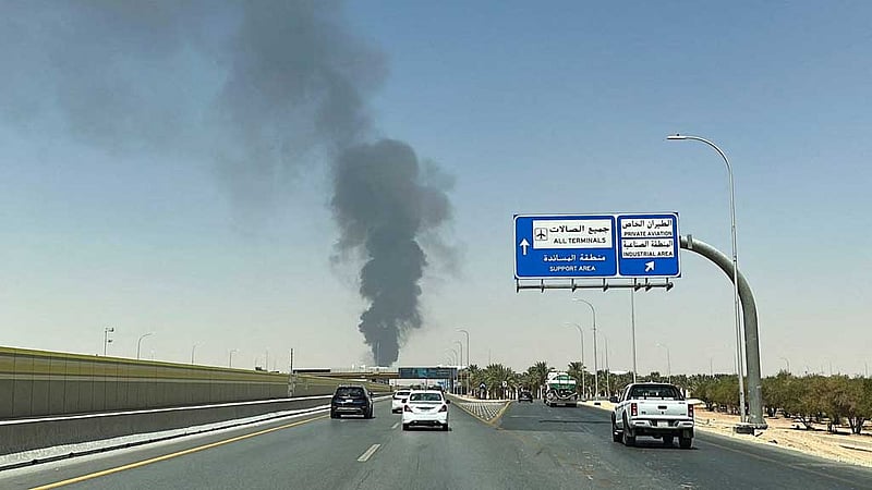 Large plume of black smoke rises from the fuel storage area at King Khalid International Airport, in Riyadh, Saudi Arabia, Sept 19, 2026. Picture taken with a mobile phone. REUTERS/Stringer