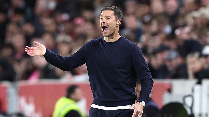 Alonso's Chelsea honeymoon shattered by 3-0 loss at Brentford