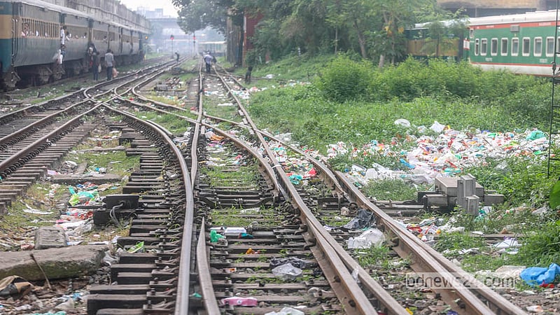 Plastic waste lies dumped on the railway tracks between platforms at Dhaka’s Kamalapur Railway Station. Photo: Abdullah Al Momin