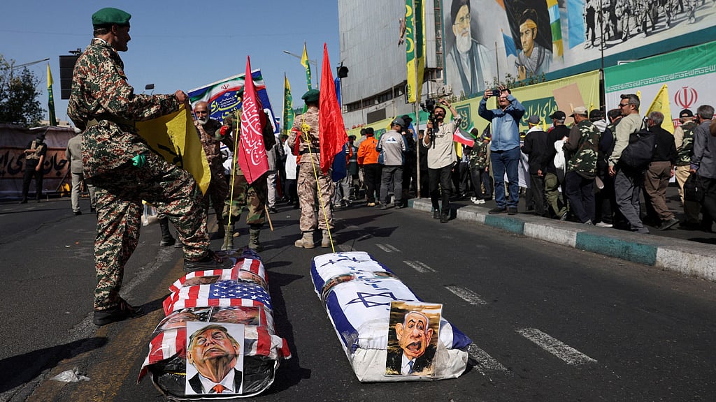Iran, US trade threats as Houthi attacks escalate regional conflict
