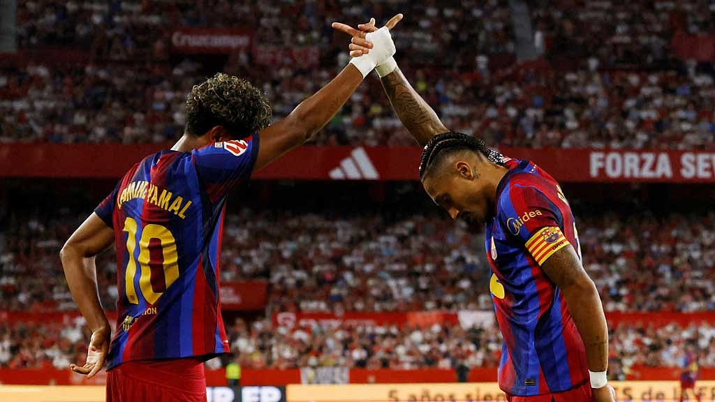 Raphinha hat-trick maintains Barcelona’s perfect LaLiga start