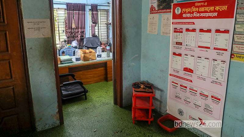 Water fills the control room of the DPDC office in Jatrabari’s Matuail after heavy rain early Sunday, Sept 20, 2026.   Photo: Abdullah Al Momin
