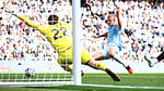 Man City edges Sunderland 5–3 to keep perfect league record