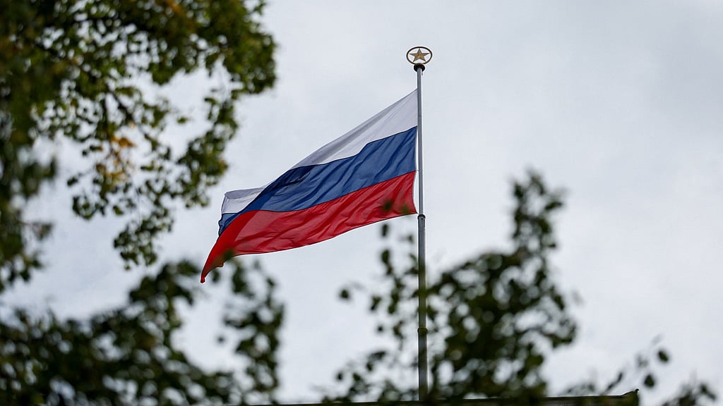 Exiled Russians vote abroad in defiance of Putin, Ukraine war