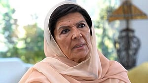 Police arrest Pakistan ex-PM Imran Khan's sister in Lahore