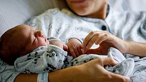Girls may show stronger social attention from birth: study