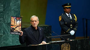 Iran, US remain divided as peace talks continue