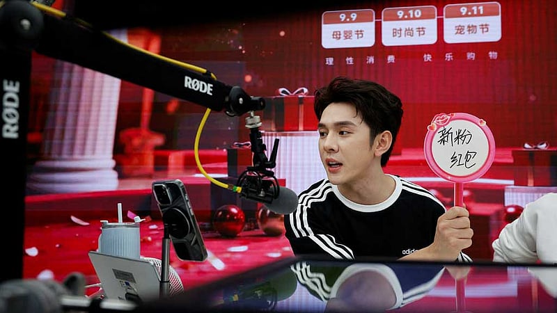 China's 'Lipstick King' confronts slower growth in livestream shopping