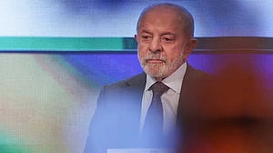 Lula bans online betting, unveils debt relief plan